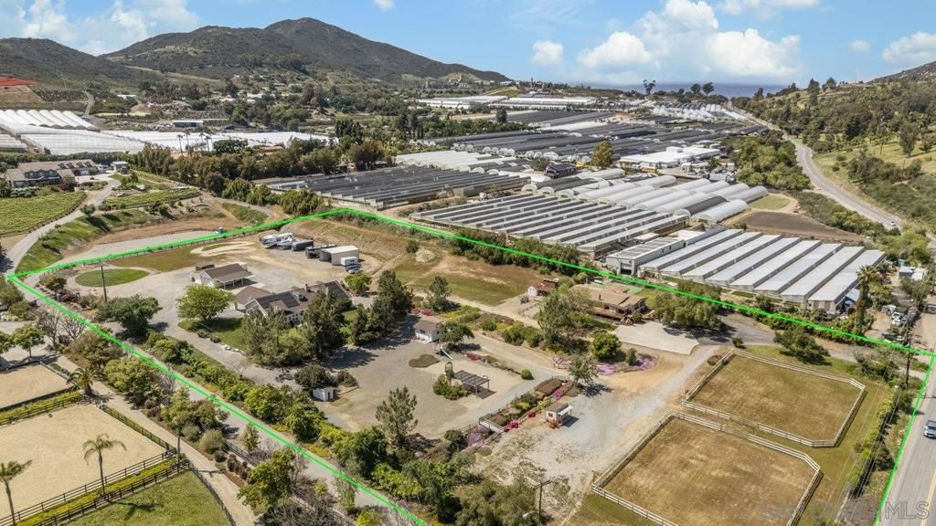 MLS #250041752SD image #0