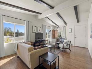 MLS #250041754SD image #0