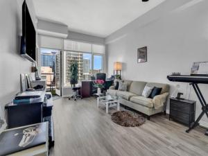 MLS #250041920SD image #0