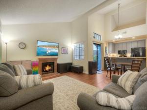 MLS #250041947SD image #0