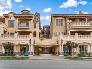 MLS #250041993SD image #0