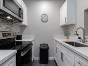 MLS #250042013SD image #0