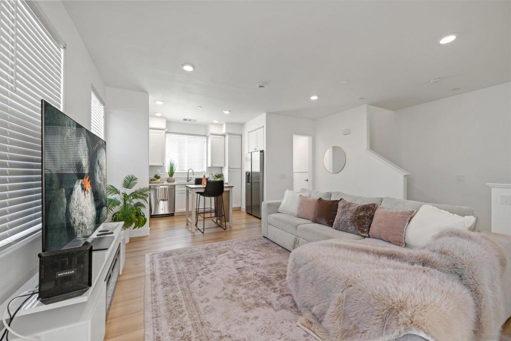 MLS #250042051SD image #0