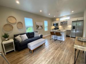 MLS #250042058SD image #0