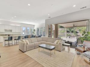 MLS #250042156SD image #0