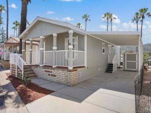 MLS #250042184SD image #0