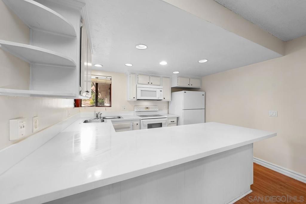 MLS #250042228SD image #0