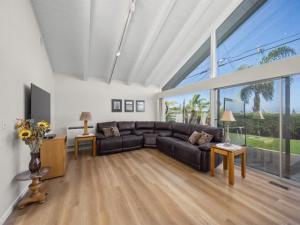 MLS #250042254SD image #0