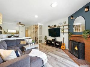 MLS #250042333SD image #0