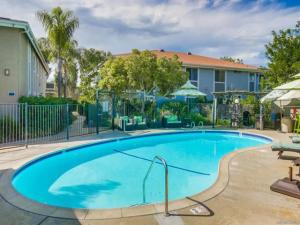 MLS #250042348SD image #0