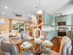 MLS #250042402SD image #0