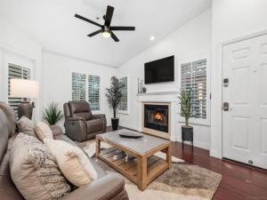 MLS #250042449SD image #0