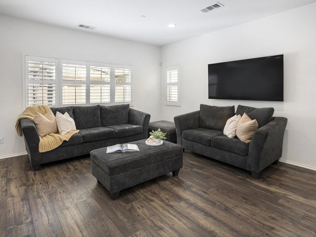 MLS #250042452SD image #0