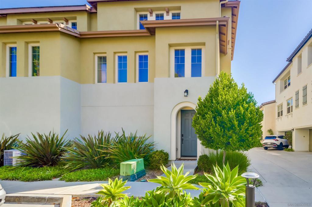 MLS #250042458SD image #0