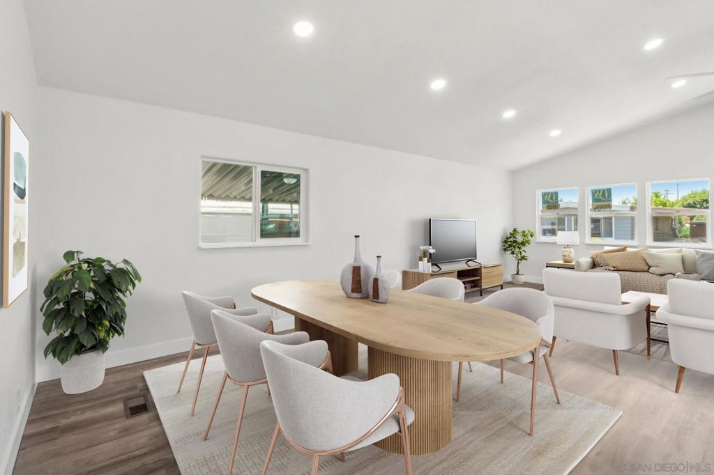 MLS #250042568SD image #0