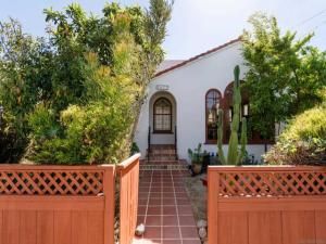 MLS #250042583SD image #0