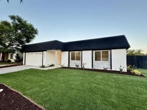 MLS #250042601SD image #0