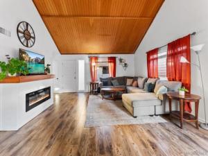 MLS #250042607SD image #0