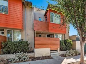 MLS #250042702SD image #0