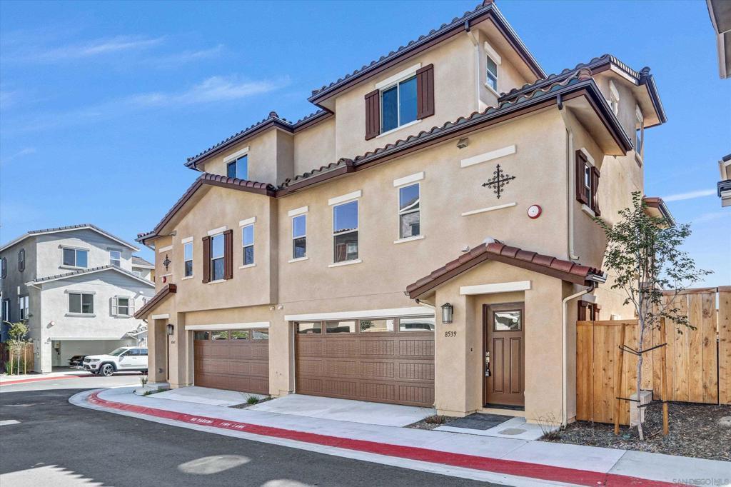 MLS #250042801SD image #0