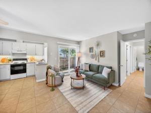 MLS #250042944SD image #0