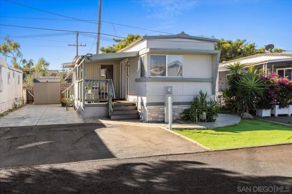 MLS #250042960SD image #0