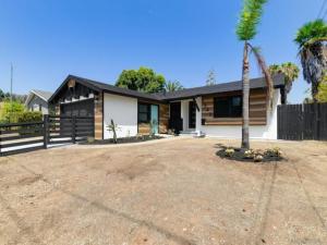 MLS #250042989SD image #0