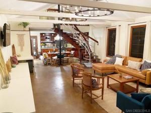 MLS #250043053SD image #0