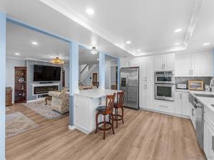 MLS #250043192SD image #0