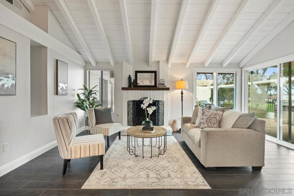 MLS #250043303SD image #0