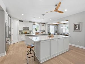 MLS #250043319SD image #0