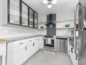 MLS #250043336SD image #0