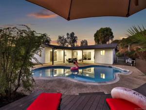 MLS #250043365SD image #0