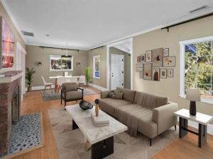 MLS #250043371SD image #0