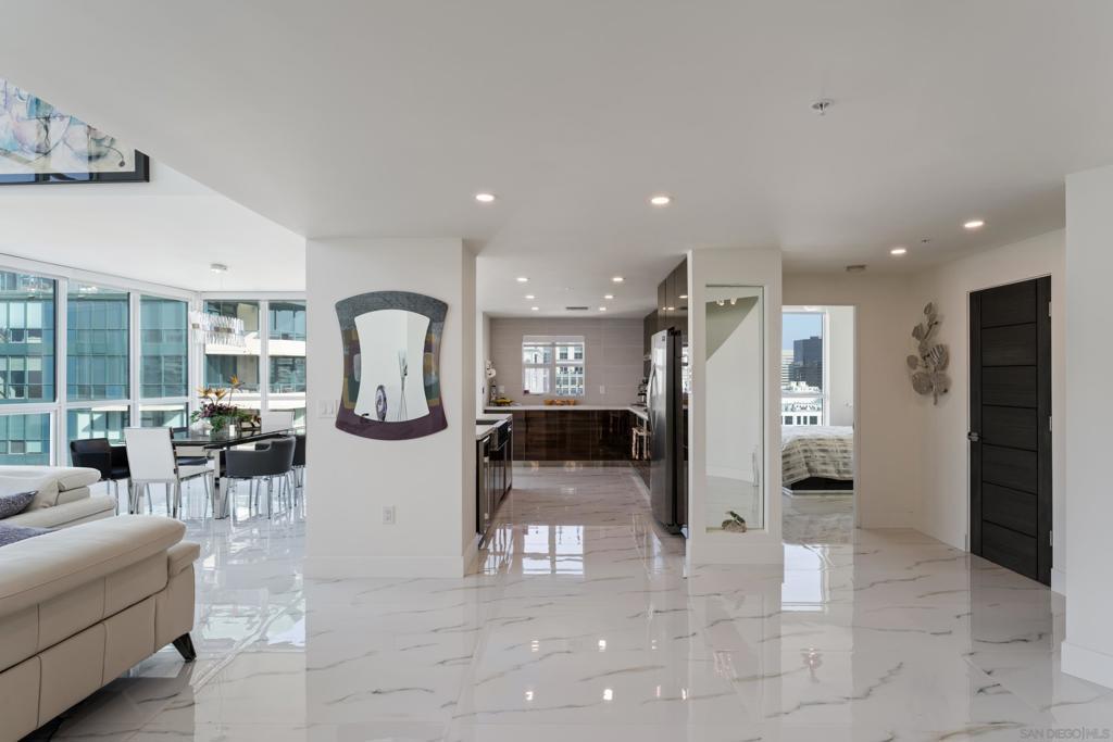 MLS #250043402SD image #0