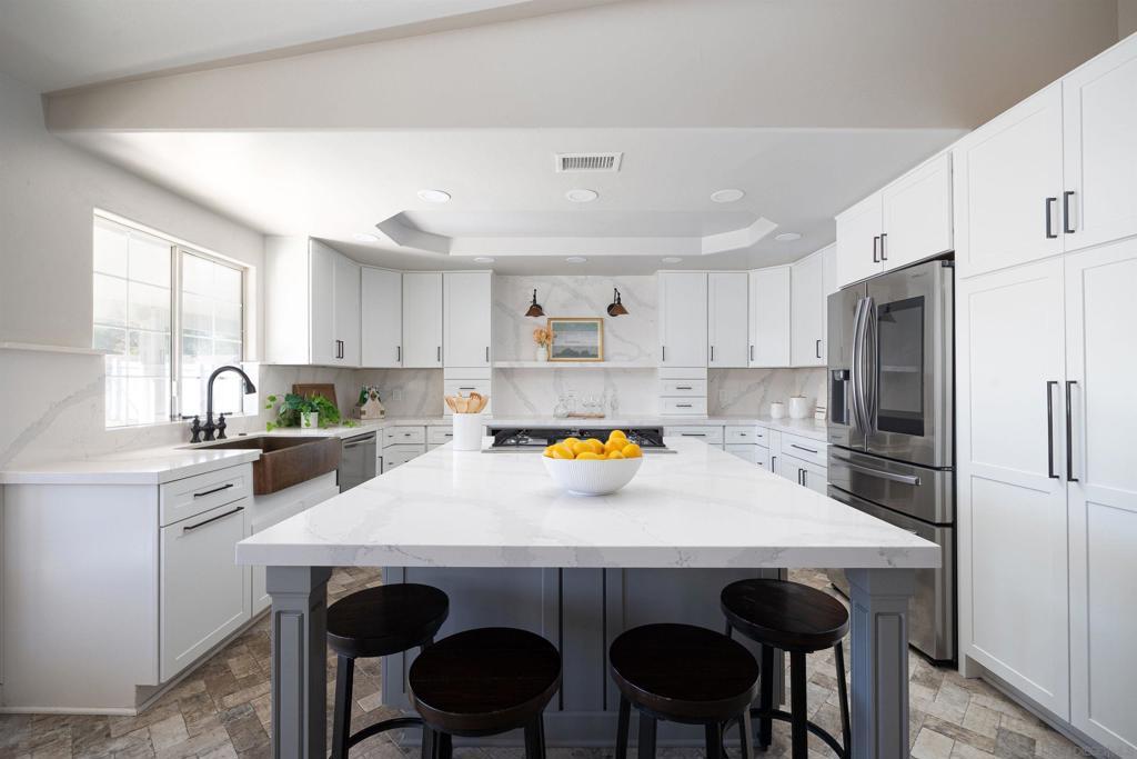 MLS #250043413SD image #0