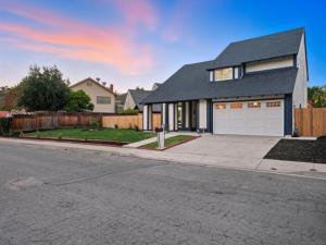 MLS #250043432SD image #0