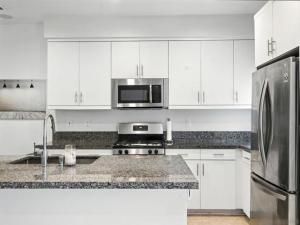 MLS #250043518SD image #0