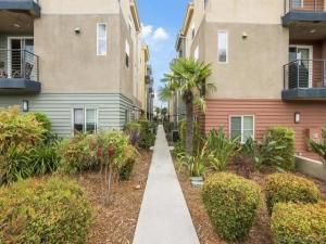 MLS #250043536SD image #0