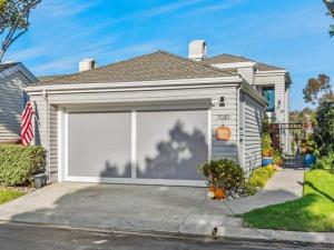 MLS #250043564SD image #0