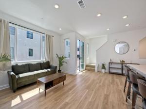 MLS #250043605SD image #0