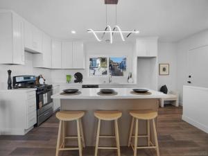 MLS #250043667SD image #0