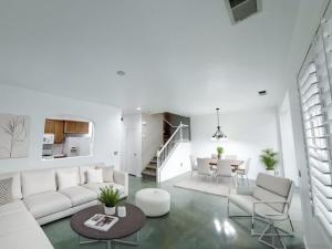 MLS #250043694SD image #0