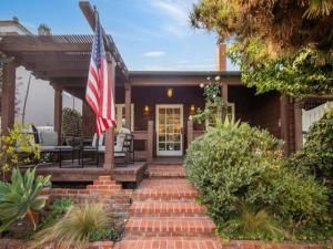 MLS #250043838SD image #0