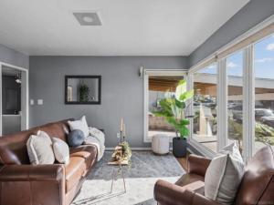 MLS #250043903SD image #0