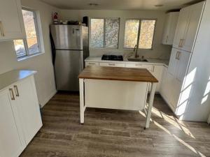 MLS #250043928SD image #0