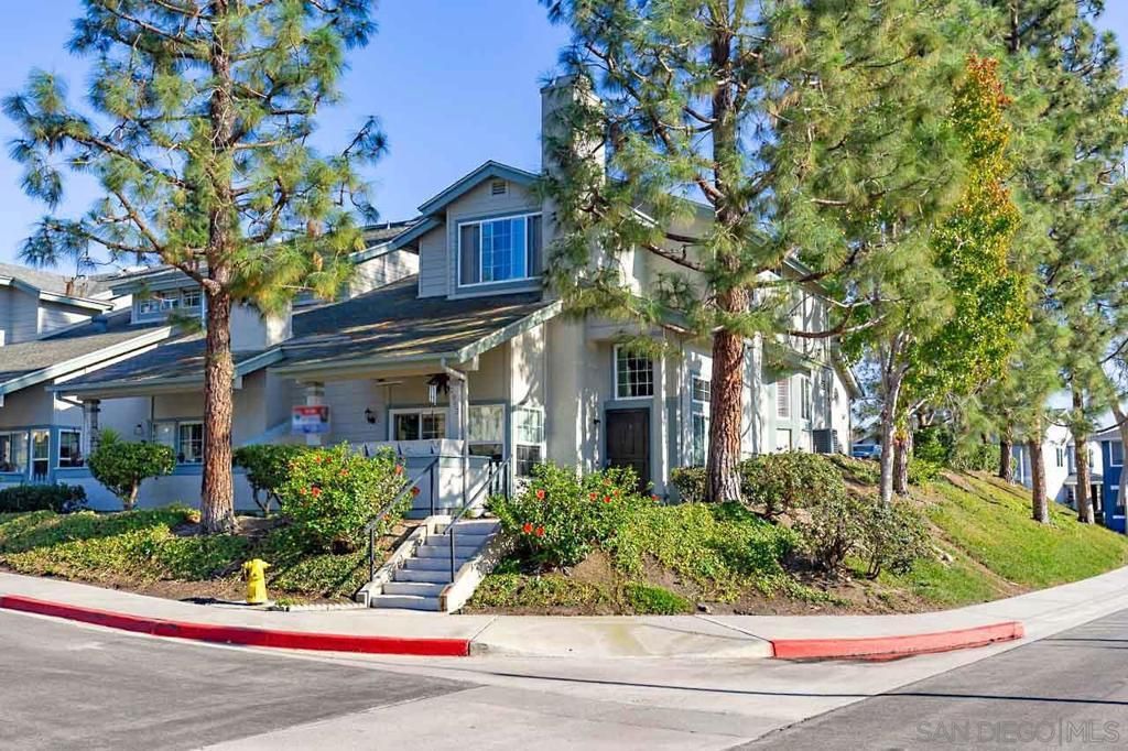 MLS #250044112SD image #0