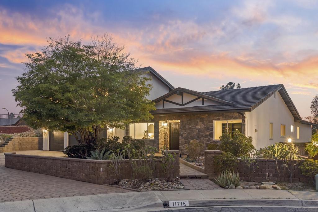 MLS #250044176SD image #0