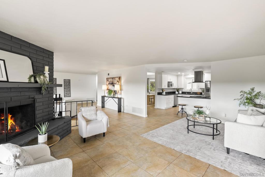 MLS #250044241SD image #0