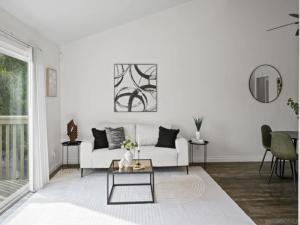 MLS #250044290SD image #0